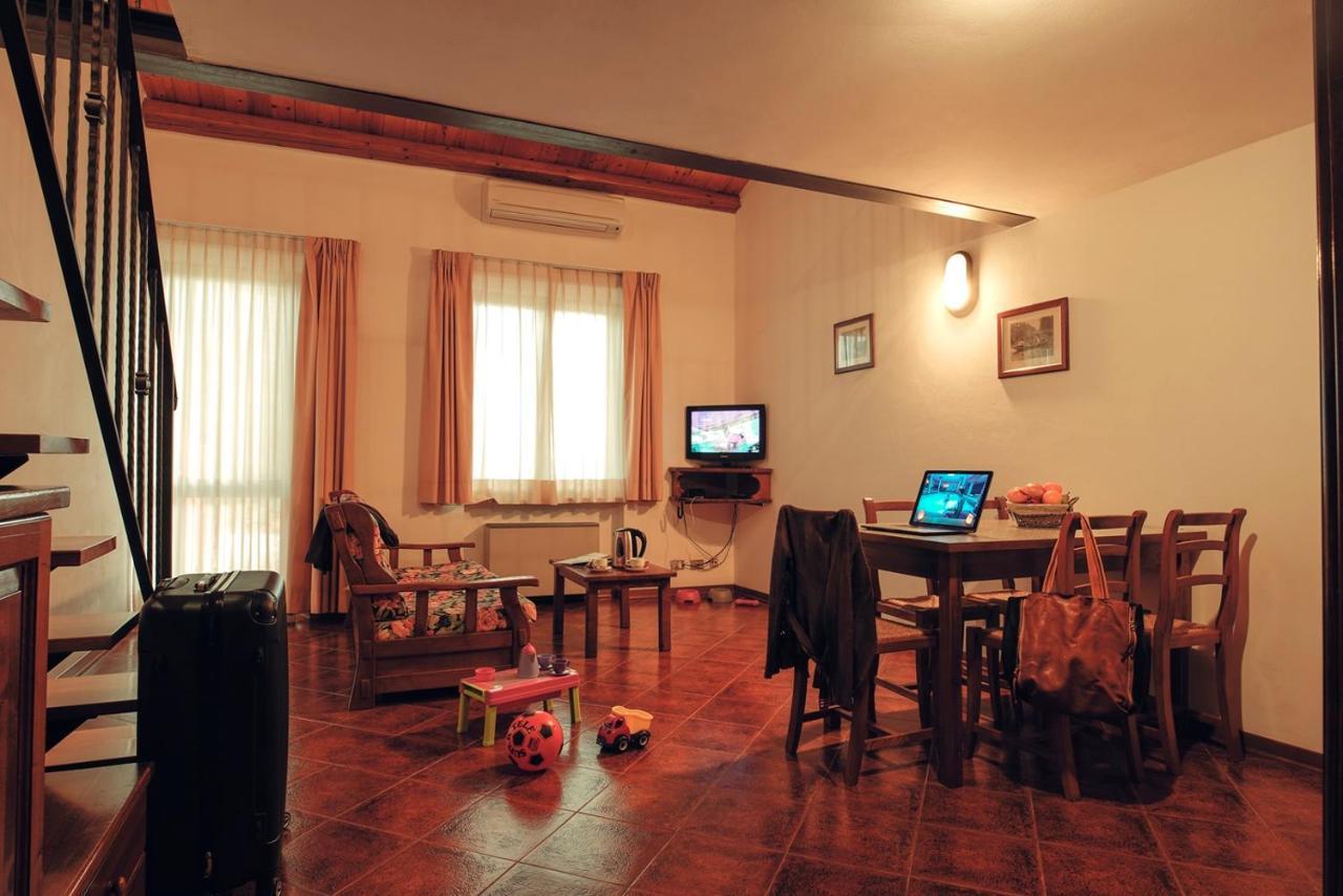 San Quirico dʼOrcia Casanova - Family Apartments Residence מראה חיצוני תמונה